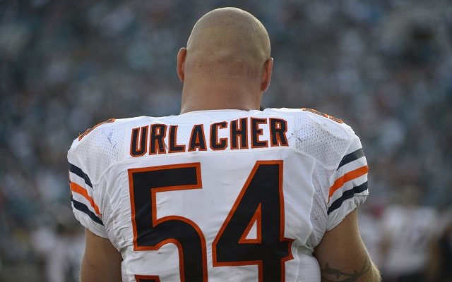 Bears Distance Themselves From Urlacher’s Comments About Blake Protests