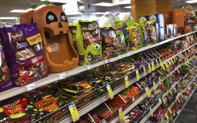 Mokena Sets Halloween Trick-or-Treat Hours But Says “It’s Up To You”