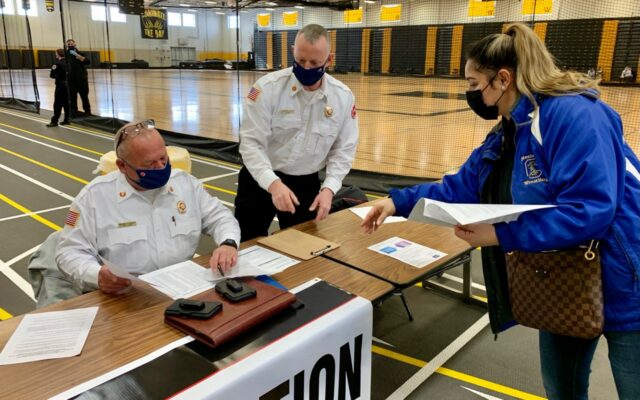 Joliet West Field House Vaccine Clinic Surpasses 20K Vaccines Administered
