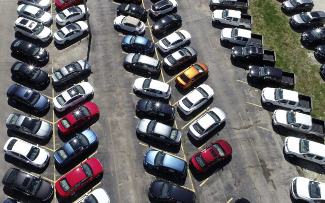 Illinois Auto Dealers Sue Over Electric Car Sales