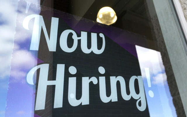 Illinois Unemployment Remains Steady