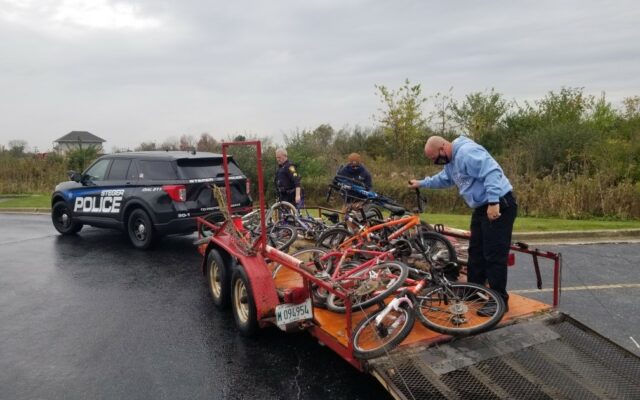 Steger Police donation pushes Forest Preserve’s bike recycling effort to new record