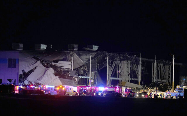 At least 6 killed in Edwardsville warehouse after EF3 tornado
