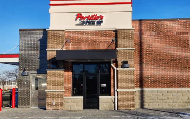 Joliet “Portillo’s” to Open on February 1st