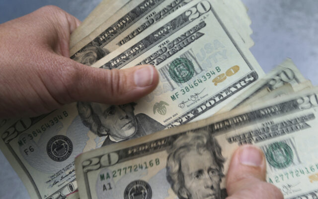 Poll: More Americans Financially Struggling