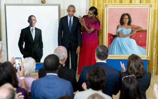 Obamas Official Portraits Unveiled At White House