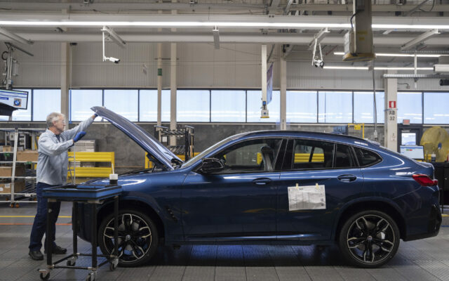 Illinois Makes Changes to EV Manufacturer Tax Credit Program