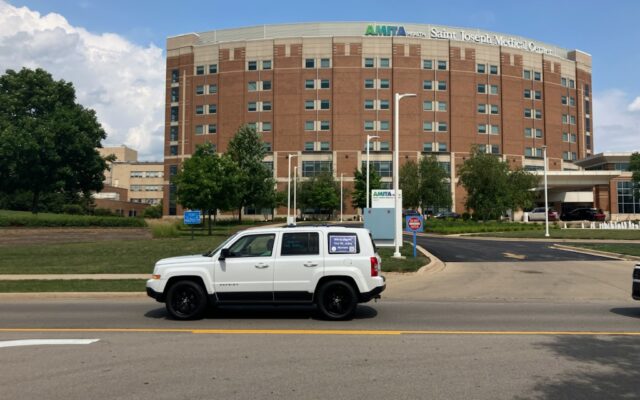 Joliet Hospital Down 300 Nurses, Union Fighting for More