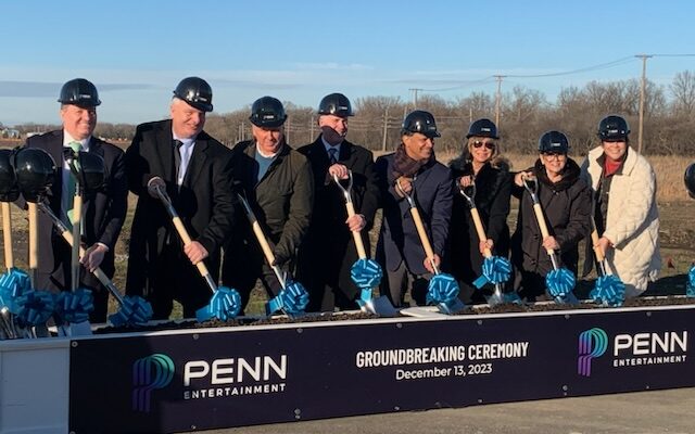 Hollywood Casino Holds Groundbreaking on New Facility