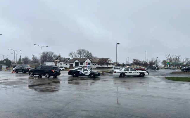 Crest Hill and Joliet Police Investigate Early Afternoon Shooting – Shelter In Place Lifted